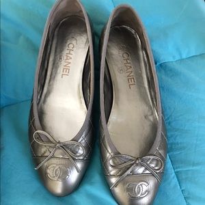 Chanel silver (grey/gray) flats size 38 1/2 or 8